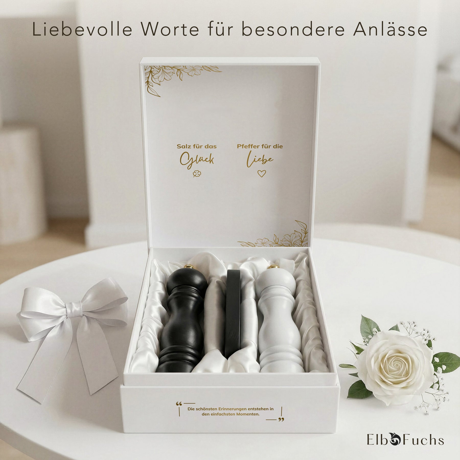 Geöffnete Geschenkbox Glück & Liebe mit Salz- und Pfeffermühlen Schwarz Weiß – Geschenk zur Hochzeit und zum Einzug